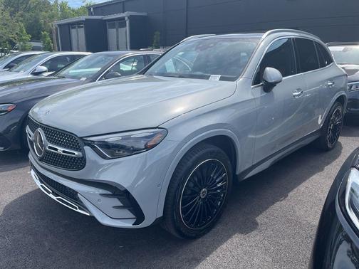 MANUFAKTUR Alpine Grey 2026 Mercedes-Benz GLC 300 Base