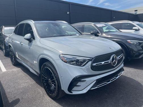 MANUFAKTUR Alpine Grey 2026 Mercedes-Benz GLC 300 Base