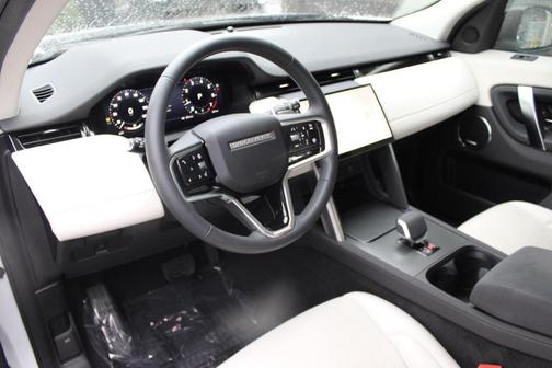 2025 Land Rover Discovery Sport S