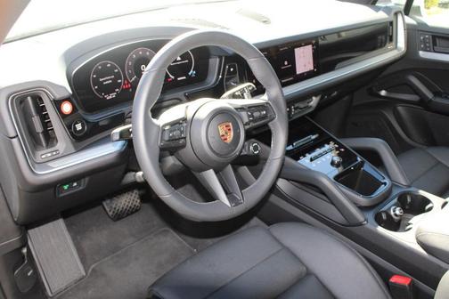 2025 Porsche Cayenne Cayenne