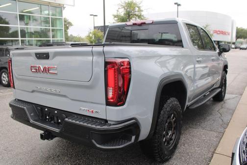 2025 GMC Sierra 1500 AT4X