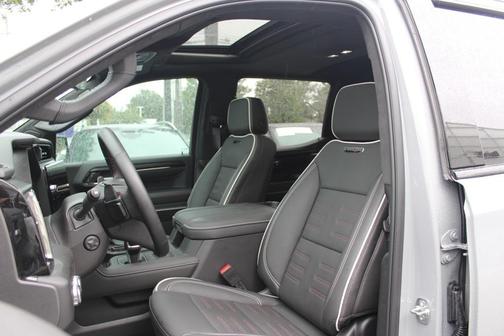 2025 GMC Sierra 1500 AT4X