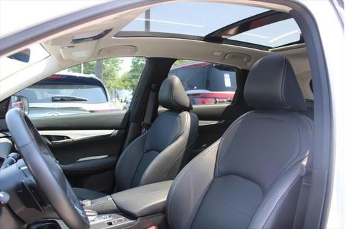 2024 INFINITI QX50 LUXE