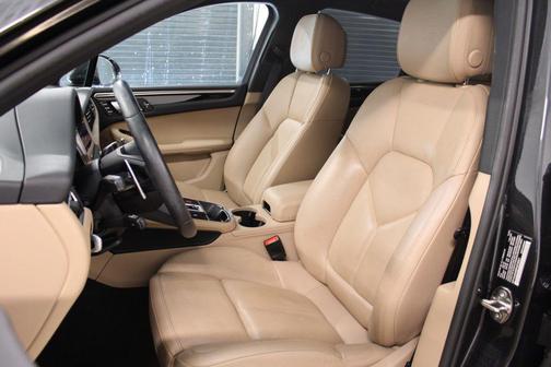 Volcano Grey Metallic 2023 Porsche Macan T