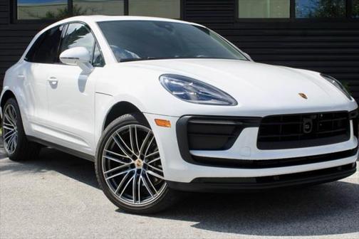 2024 Porsche Macan Base