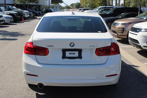 2018 BMW 320 i