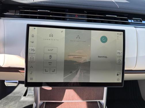 2024 Land Rover Range Rover P400 SE