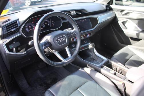 2020 Audi Q3 45 Premium