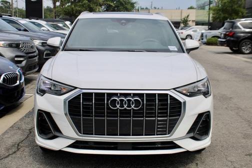 2022 Audi Q3 45 S line Premium