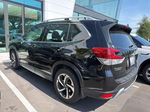 Crystal Black Silica 2022 Subaru Forester Touring