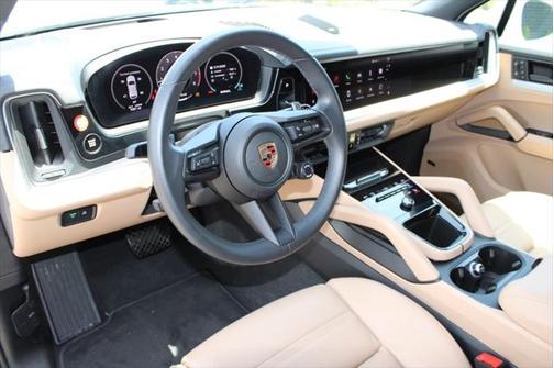 2024 Porsche Cayenne