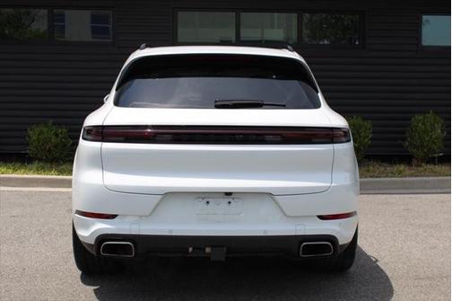 2024 Porsche Cayenne