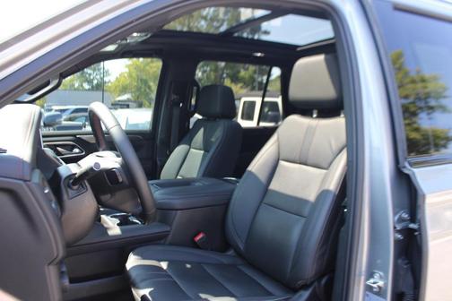 2023 Chevrolet Tahoe 4WD RST