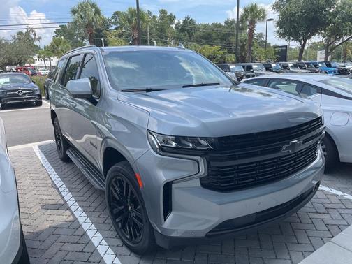 2023 Chevrolet Tahoe 4WD RST