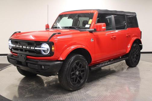 2022 Ford Bronco Outer Banks