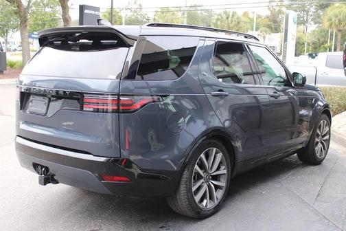 2025 Land Rover Discovery P360 Dynamic SE