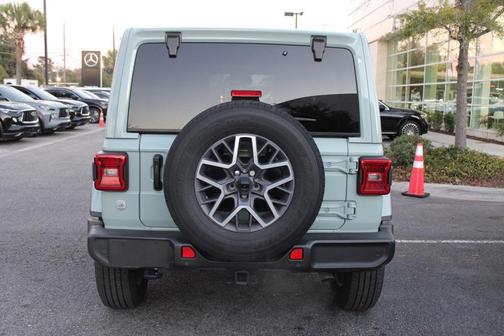 2024 Jeep Wrangler 4-Door Sahara 4x4