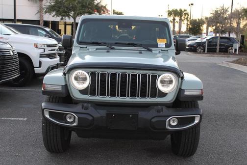 2024 Jeep Wrangler 4-Door Sahara 4x4