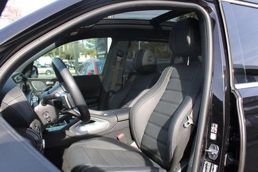 Obsidian Black Metallic 2025 Mercedes-Benz GLS 580 4MATIC