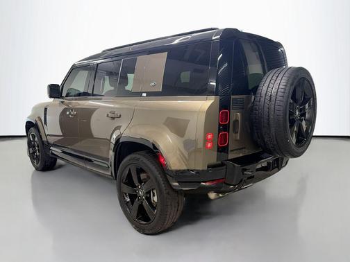 Gondwana Stone Metallic 2024 Land Rover Defender 110 P400 X-Dynamic SE