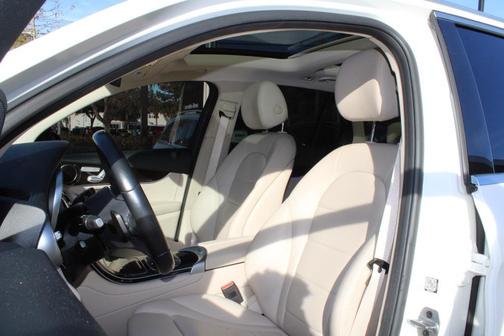 2022 Mercedes-Benz GLC 300 Base