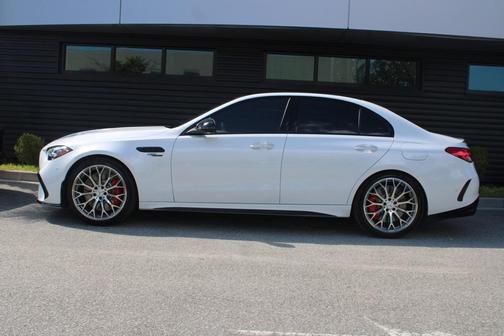 2024 Mercedes-Benz AMG C 63 S E Performance