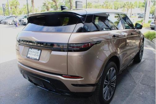 2024 Land Rover Range Rover Evoque Dynamic SE