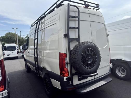 2025 Mercedes-Benz Sprinter 2500 Standard Roof