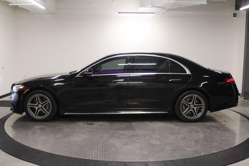 Black 2022 Mercedes-Benz S-Class S 580 4MATIC