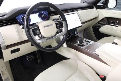 2023 Land Rover Range Rover P400 SE
