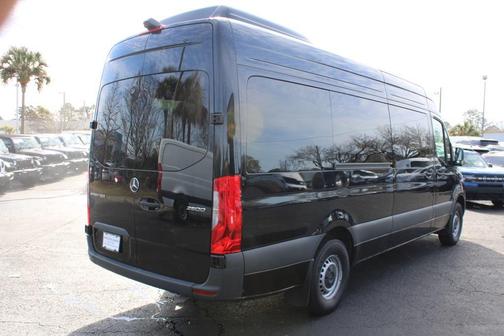 2025 Mercedes-Benz Sprinter 2500 High Roof