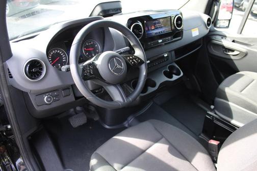 2025 Mercedes-Benz Sprinter 2500 High Roof