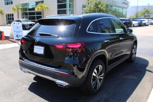 2025 Mercedes-Benz GLA 250 4MATIC