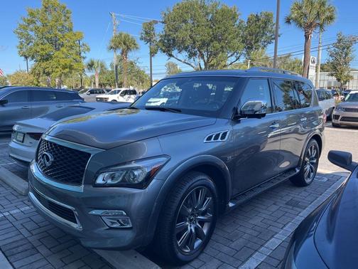 2017 INFINITI QX80 Signature Edition
