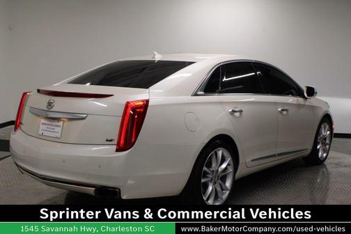 White Diamond Tricoat 2014 Cadillac XTS Vsport Premium
