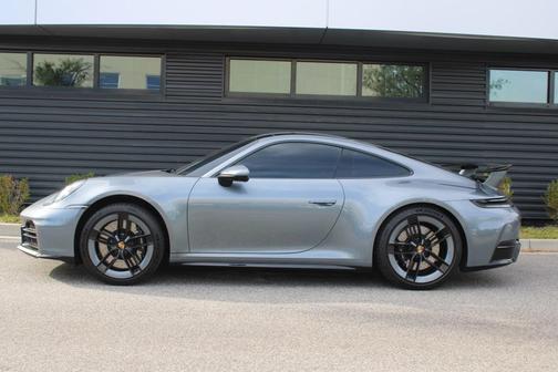 2025 Porsche 911 Carrera S