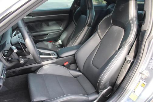 2025 Porsche 911 Carrera S