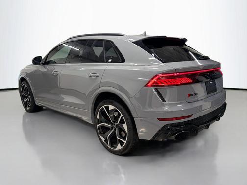 Nardo Gray 2024 Audi RS Q8 4.0T