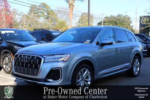 2025 Audi Q7 45 Premium Plus