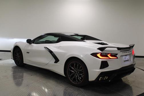 2023 Chevrolet Corvette Stingray w/3LT