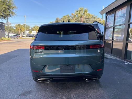 2024 Land Rover Range Rover Sport SE