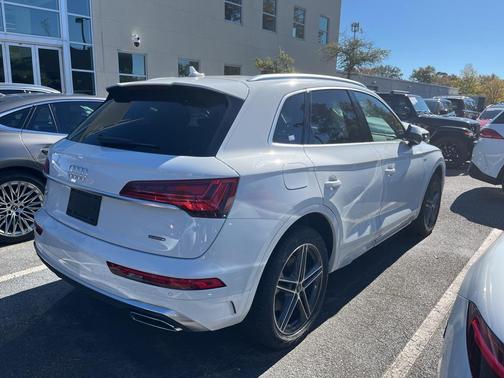 2023 Audi Q5 e 55 S line Premium Plus