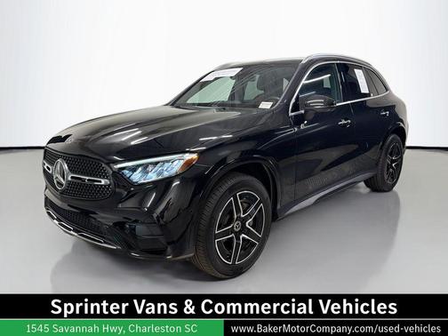 Obsidian Black Metallic 2024 Mercedes-Benz GLC 300 Base