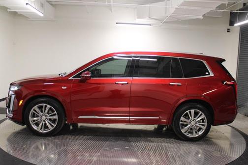 2024 Cadillac XT6 Premium Luxury FWD