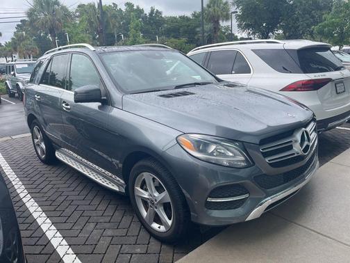 Selenite Grey Metallic 2019 Mercedes-Benz GLE 400 Base 4MATIC