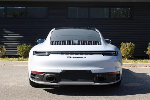 2024 Porsche 911 Carrera 4S