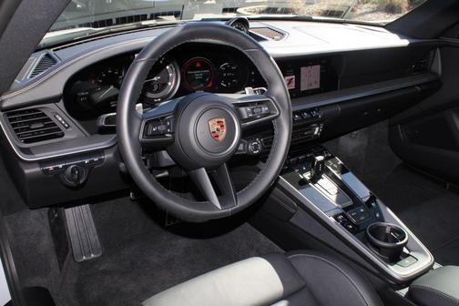 2024 Porsche 911 Carrera 4S