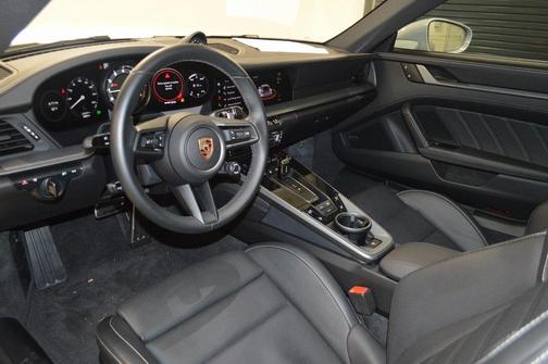 2024 Porsche 911 Carrera 4S