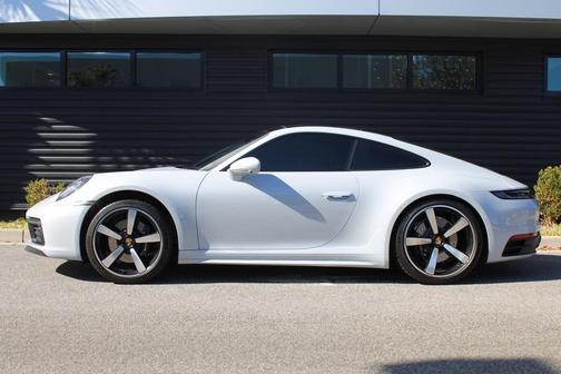 2024 Porsche 911 Carrera 4S
