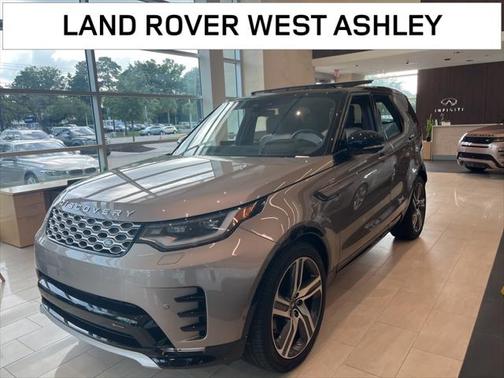 2023 Land Rover Discovery P360 Metropolitan Edition